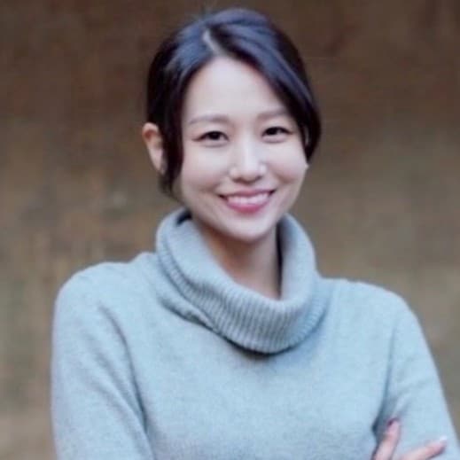 Esther Lee